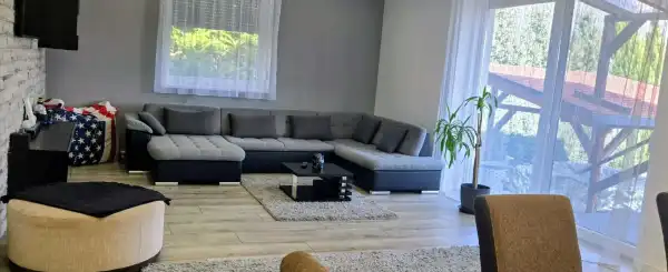 Eladó családi ház, Tatabánya 3 szoba 156 m² 117 M Ft